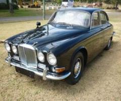 Jaguar XK 1967, Manual - Albury