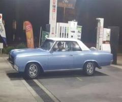 Oldsmobile Cutlass 1964, Automatic - Nowra