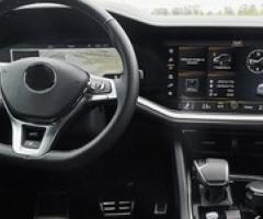 Best smell removing service provider in a car across Braeside - Melbourne